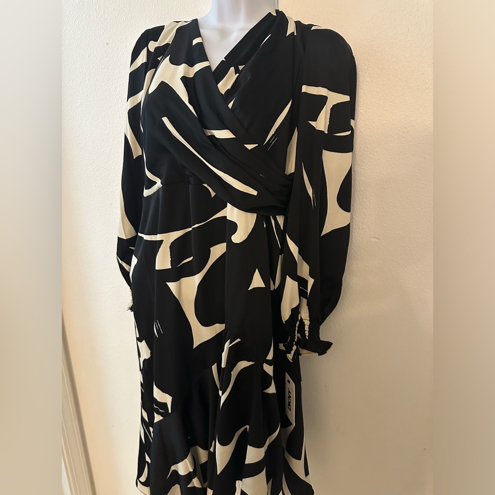 Black and white DKNY midi dress. Brand new.